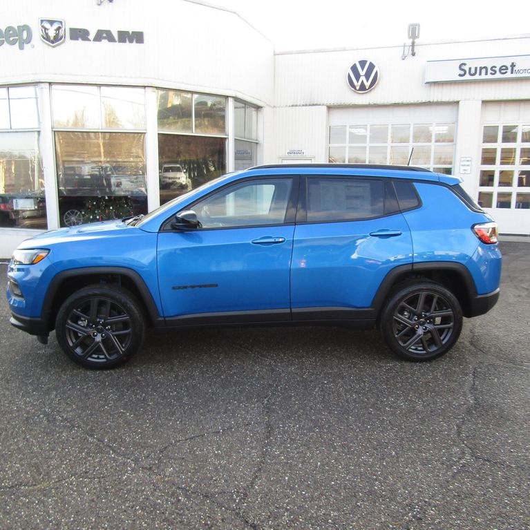 New 2026 Jeep Compass Latitude
