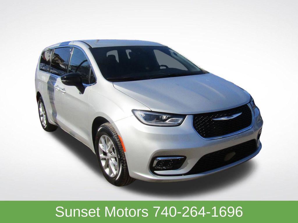 New 2026 Chrysler Pacifica L