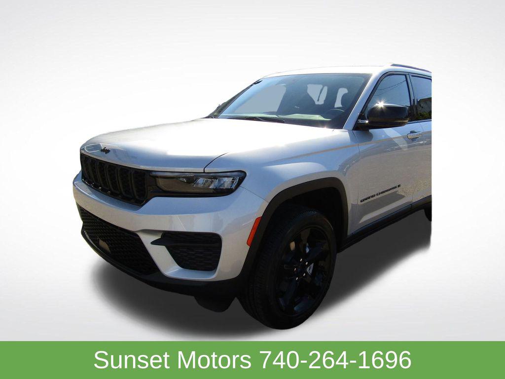 New 2025 Jeep Grand Cherokee Altitude