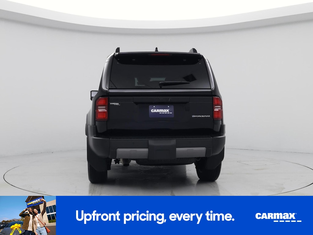 TOYOTA LAND CRUISER - 7