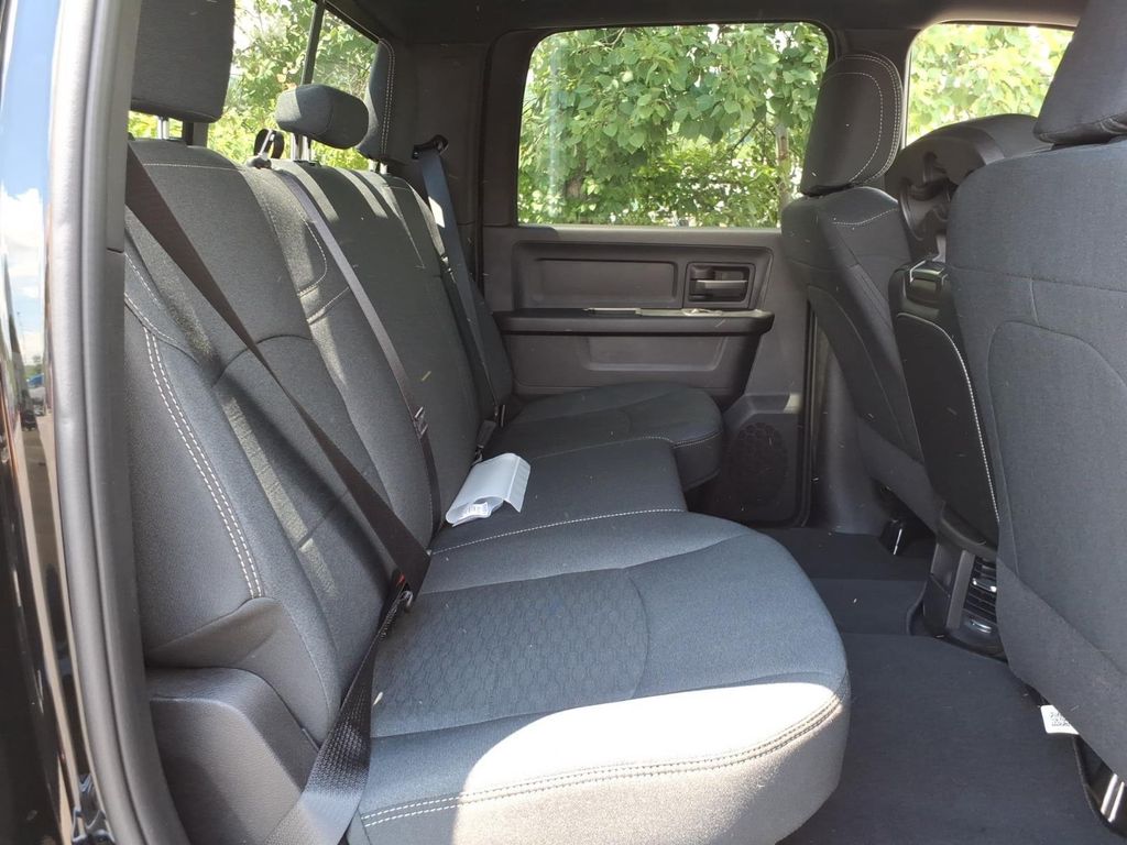 2026 RAM 2500 BLACK EXPRESS CREW CAB 4X4 6'4' BOX 照片 5