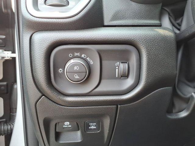 صورة 8 لـ 2026 RAM 1500 EXPRESS