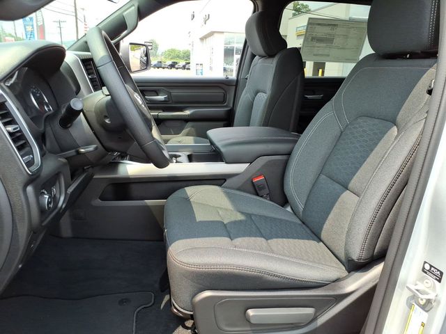 صورة 4 لـ 2026 RAM 1500 EXPRESS