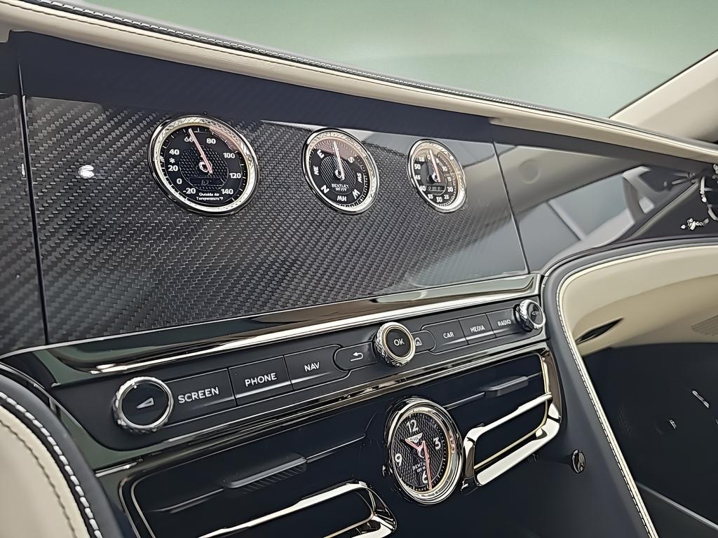 2025 Bentley FLYING SPUR SPEED thumbnail 24