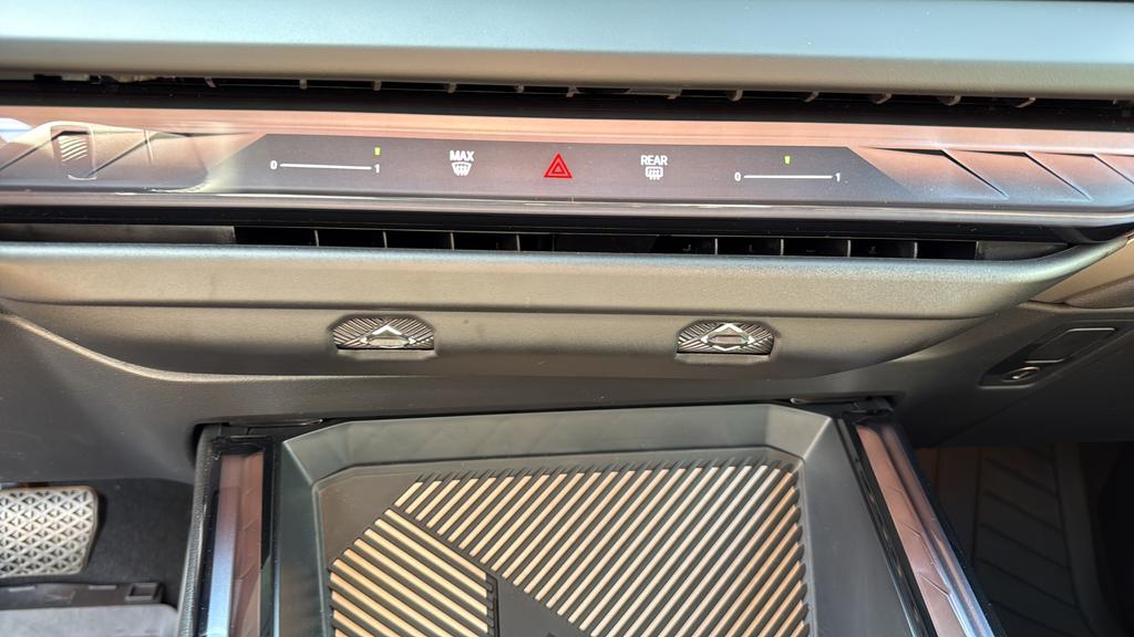 صورة مصغرة 33 لـ 2025 BMW X3 30 XDRIVE