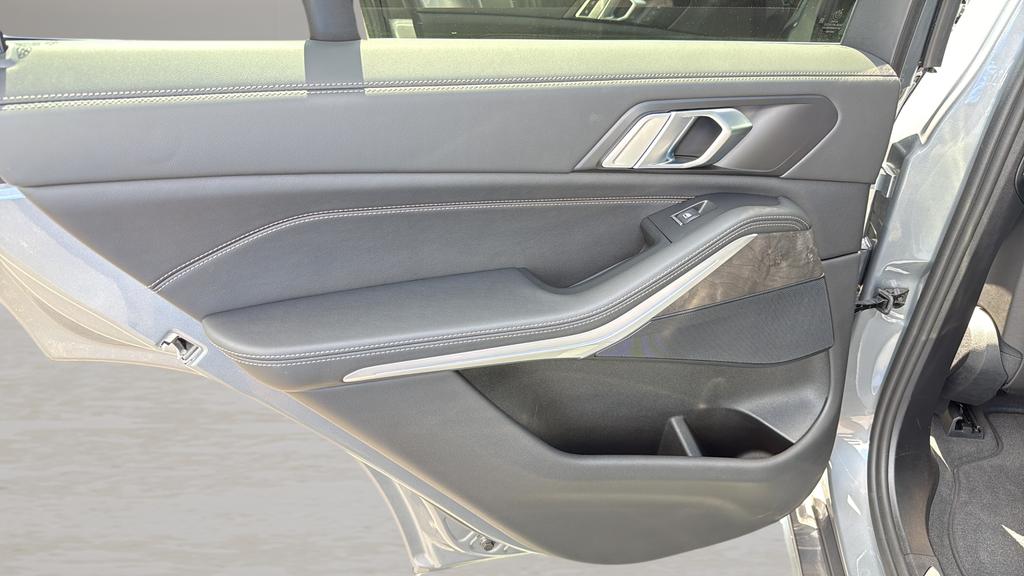 صورة مصغرة 21 لـ 2024 BMW X5 XDRIVE40I
