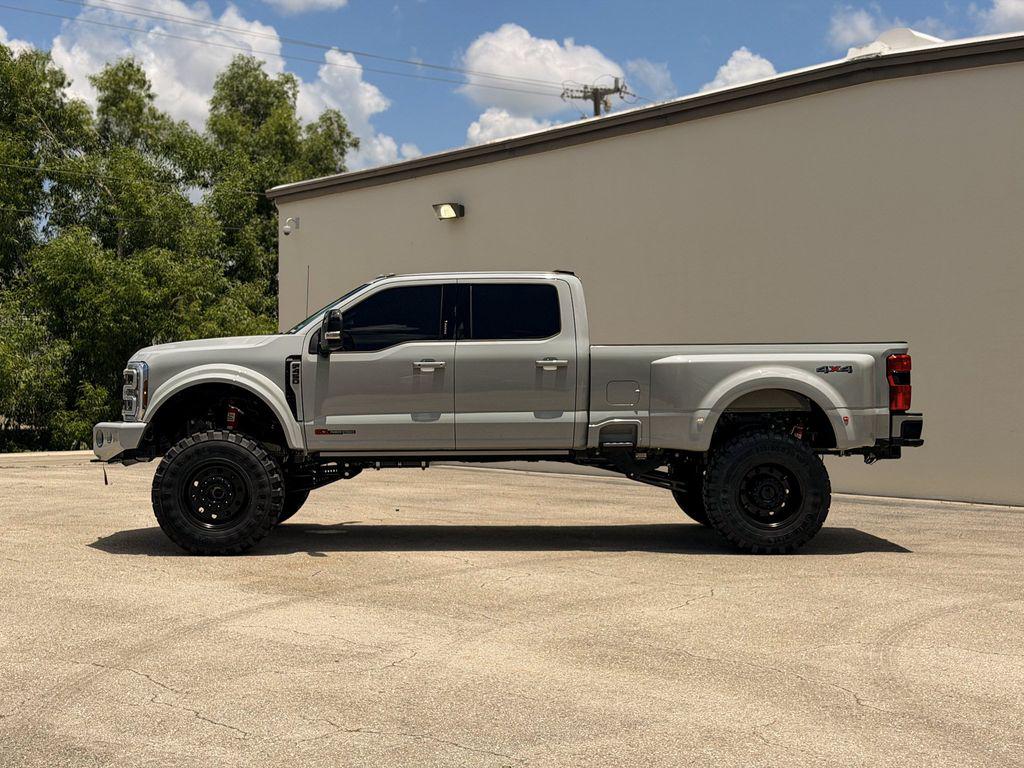صورة مصغرة 11 لـ 2026 FORD F-450 LARIAT