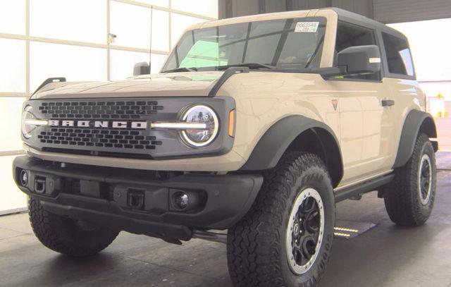 FORD BRONCO - 1