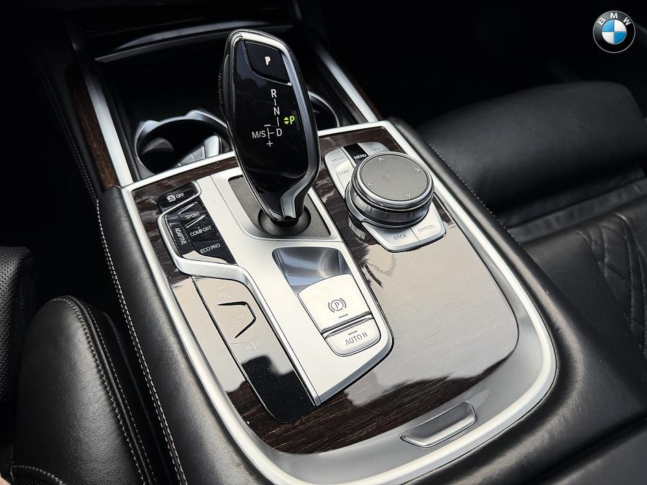 2021 BMW 750 I XDRIVE 缩略图 21