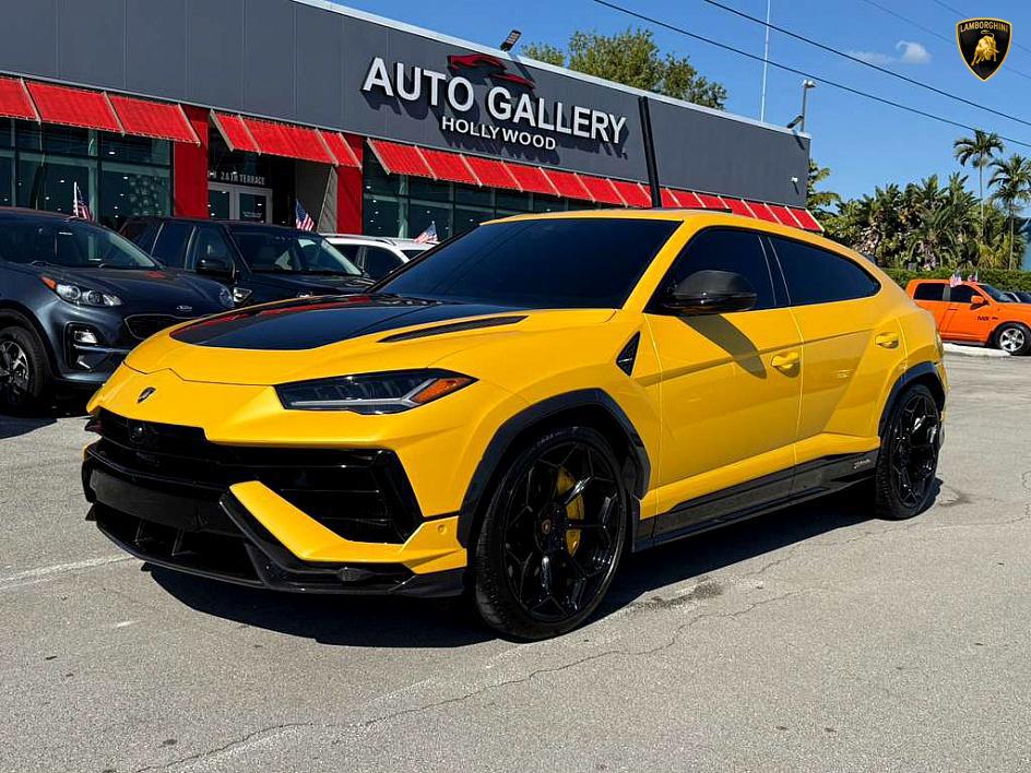 صورة 10 لـ 2024 Lamborghini URUS PERFORMANTE