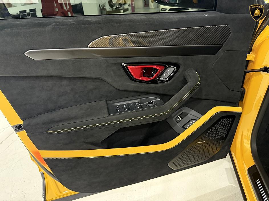 2024 Lamborghini URUS PERFORMANTE — миниатюра 27