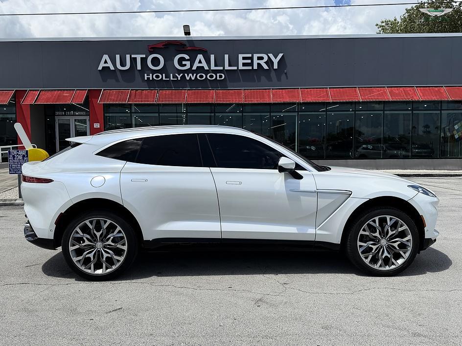 2021 Aston Martin DBX 照片 5