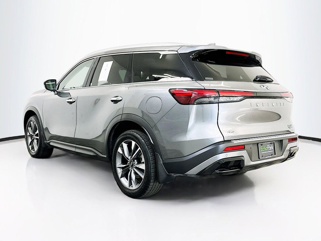 صورة 5 لـ 2023 INFINITI QX60 LUXE