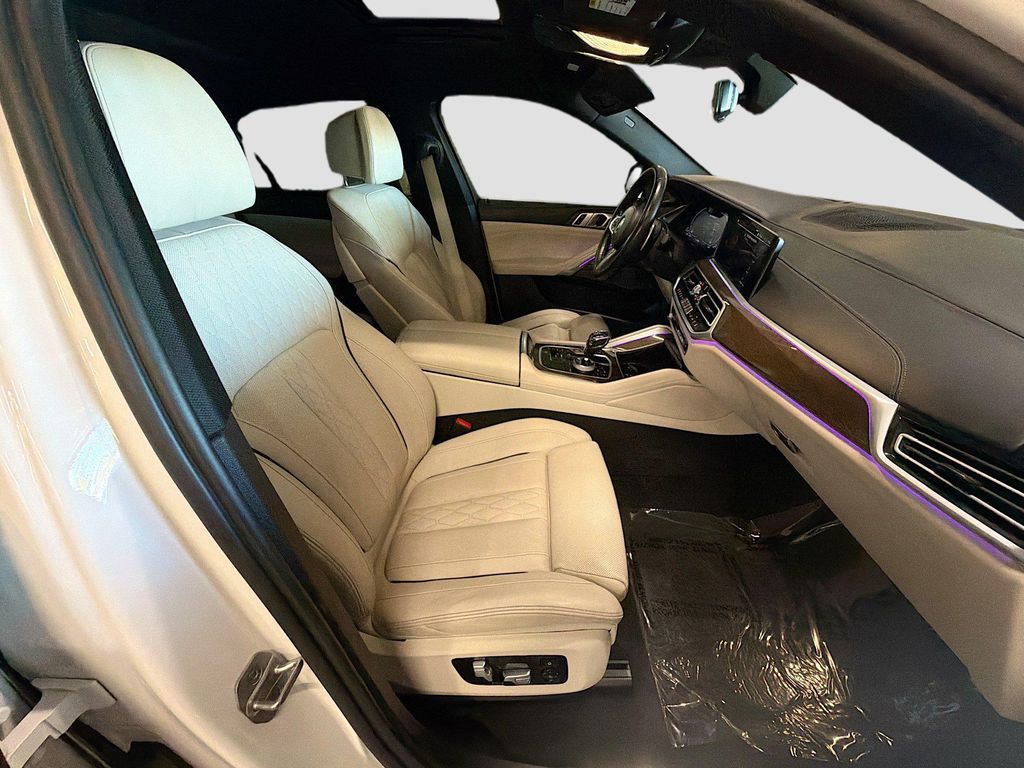 صورة مصغرة 28 لـ 2023 BMW X6 M50I