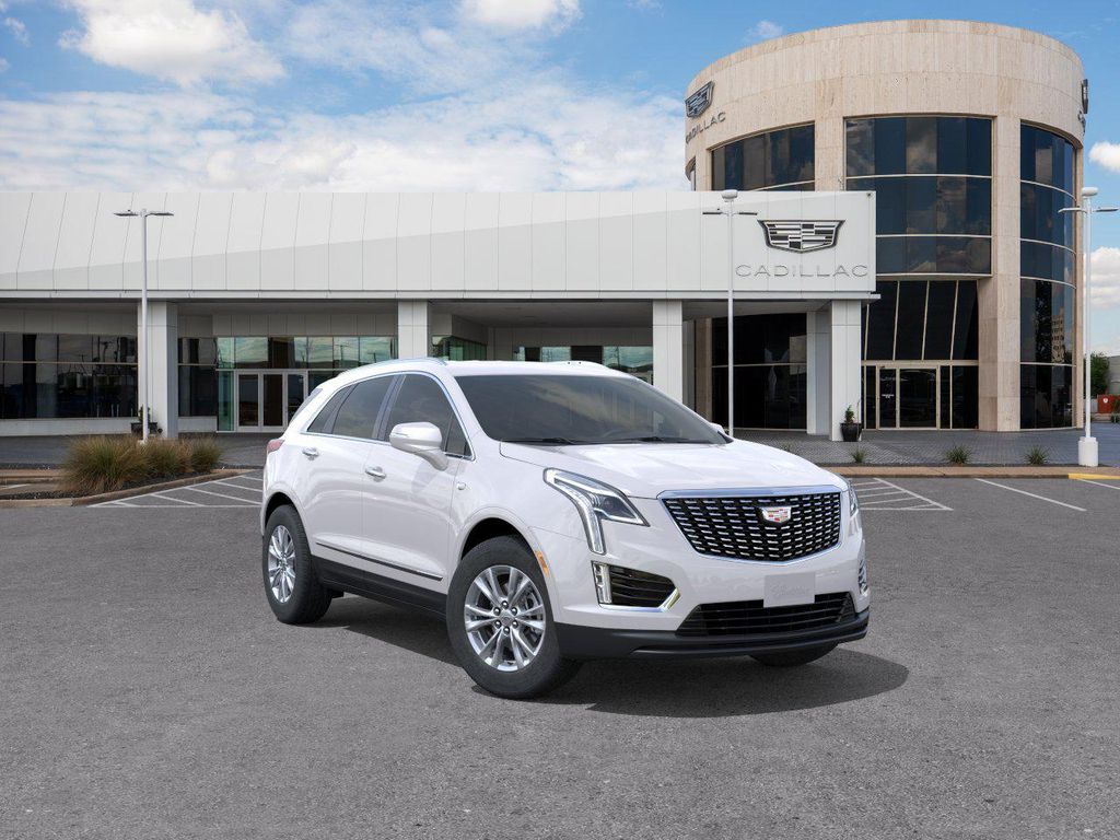 New 2026 Cadillac XT5 Luxury