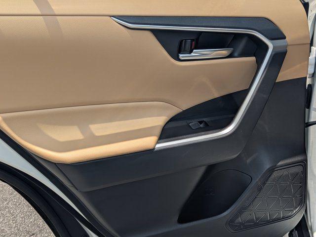 2025 Toyota RAV4 XLE PREMIUM 缩略图 18