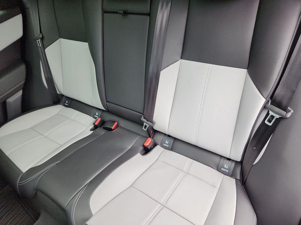 صورة 25 لـ 2026 LAND Rover RANGE ROVER VELAR P250