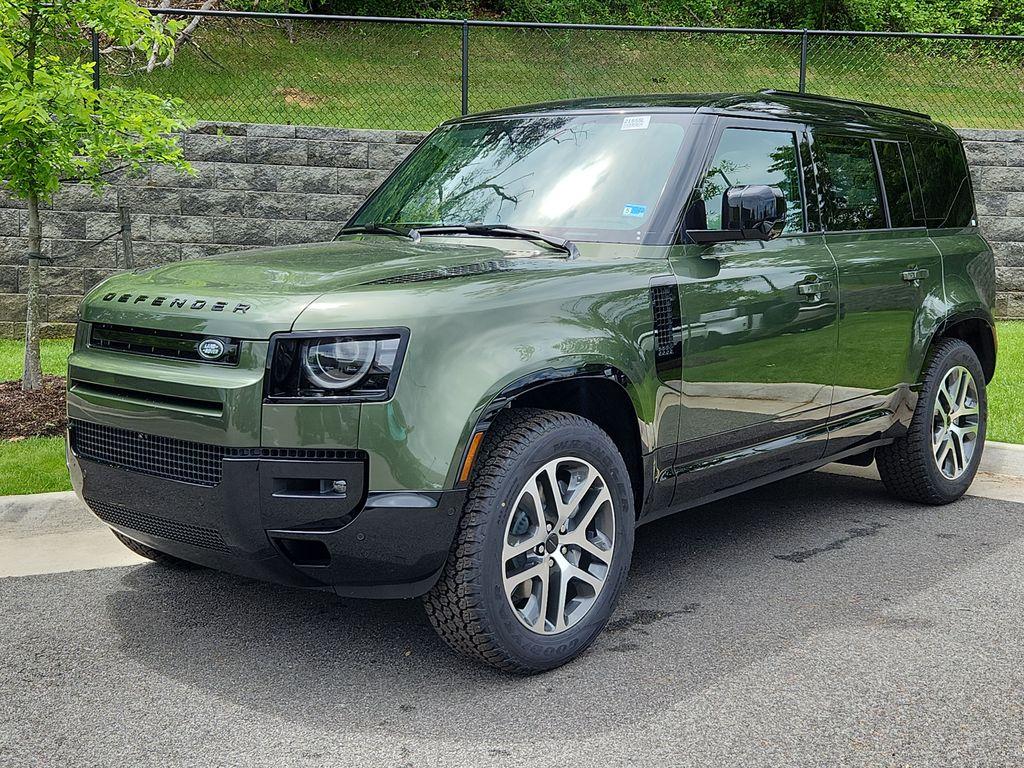 New 2026 Land Rover Defender P400 X-Dynamic SE