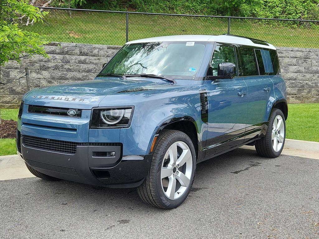 New 2026 Land Rover Defender P400 X-Dynamic SE