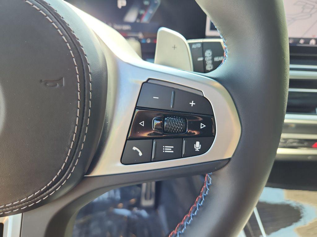 صورة مصغرة 20 لـ 2026 BMW X7 M60I