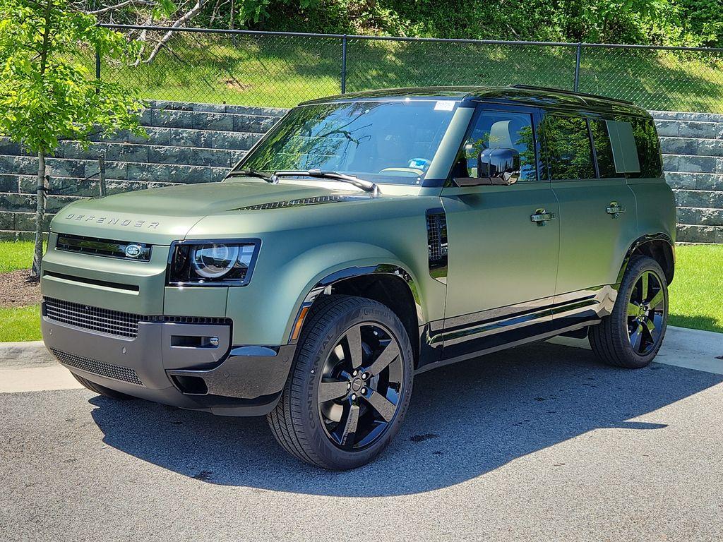 New 2026 Land Rover Defender P400 X-Dynamic SE