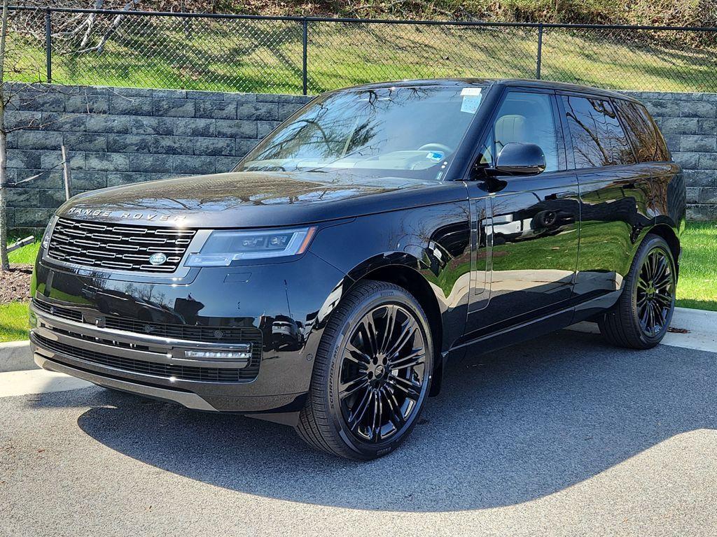 New 2026 Land Rover Range Rover P400 SE