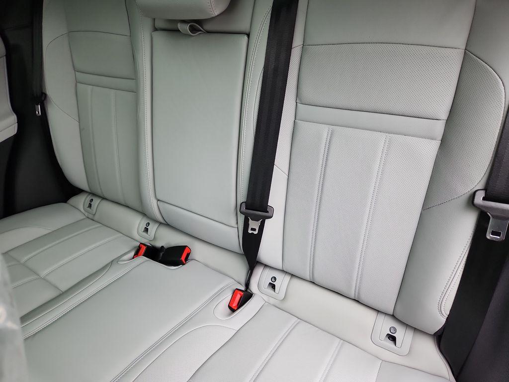 2026 LAND Rover RANGE ROVER EVOQUE CORE S — миниатюра 25