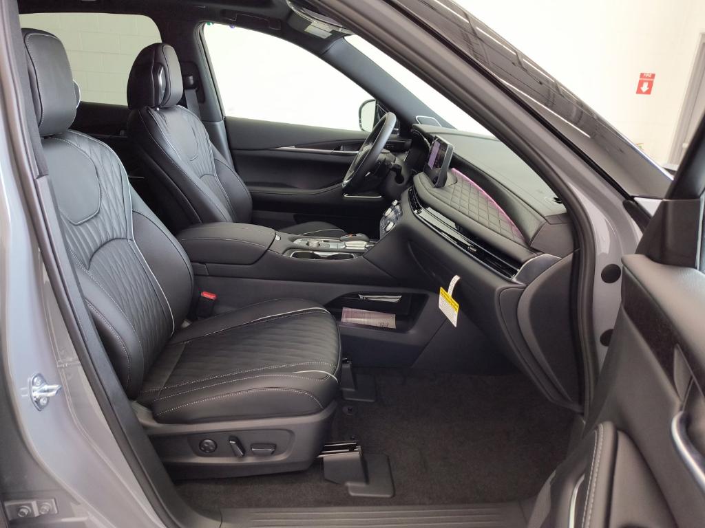 صورة مصغرة 21 لـ 2027 Infiniti QX65 AUT