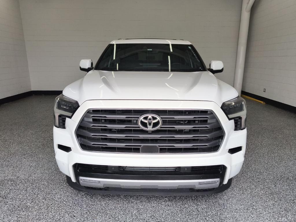 2025 Toyota SEQUOIA LIMITED — фото 8