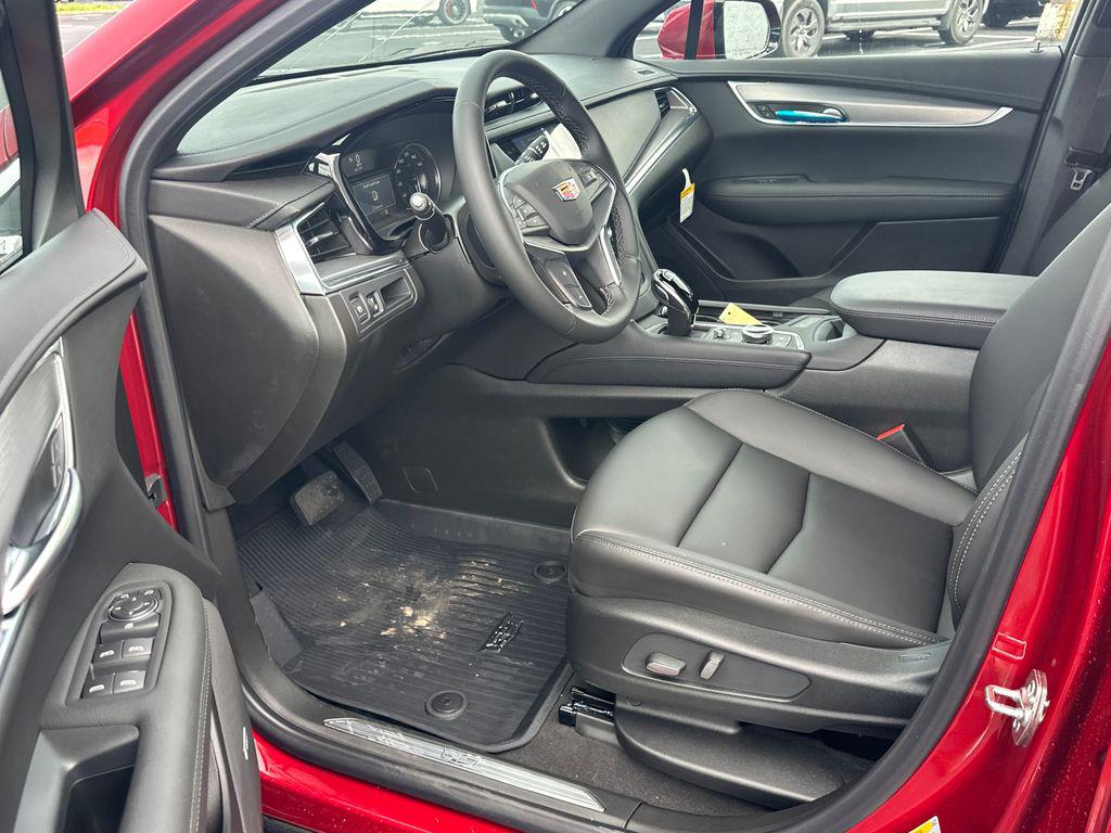 2026 Cadillac XT5 LUXURY photo 8