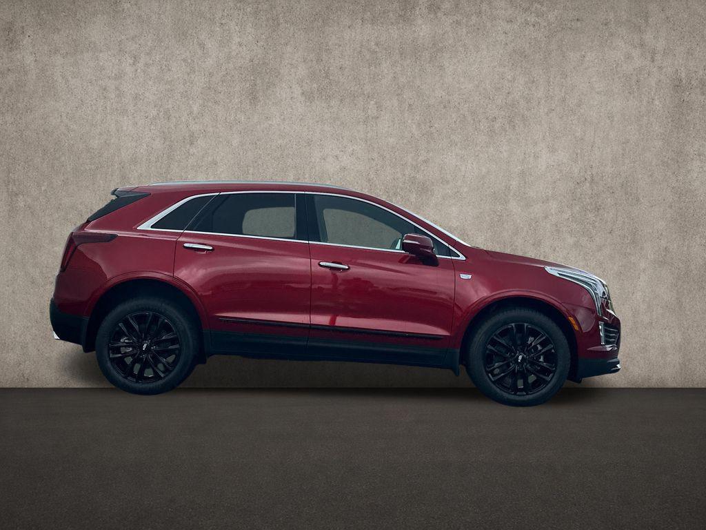 2026 Cadillac XT5 LUXURY photo 3