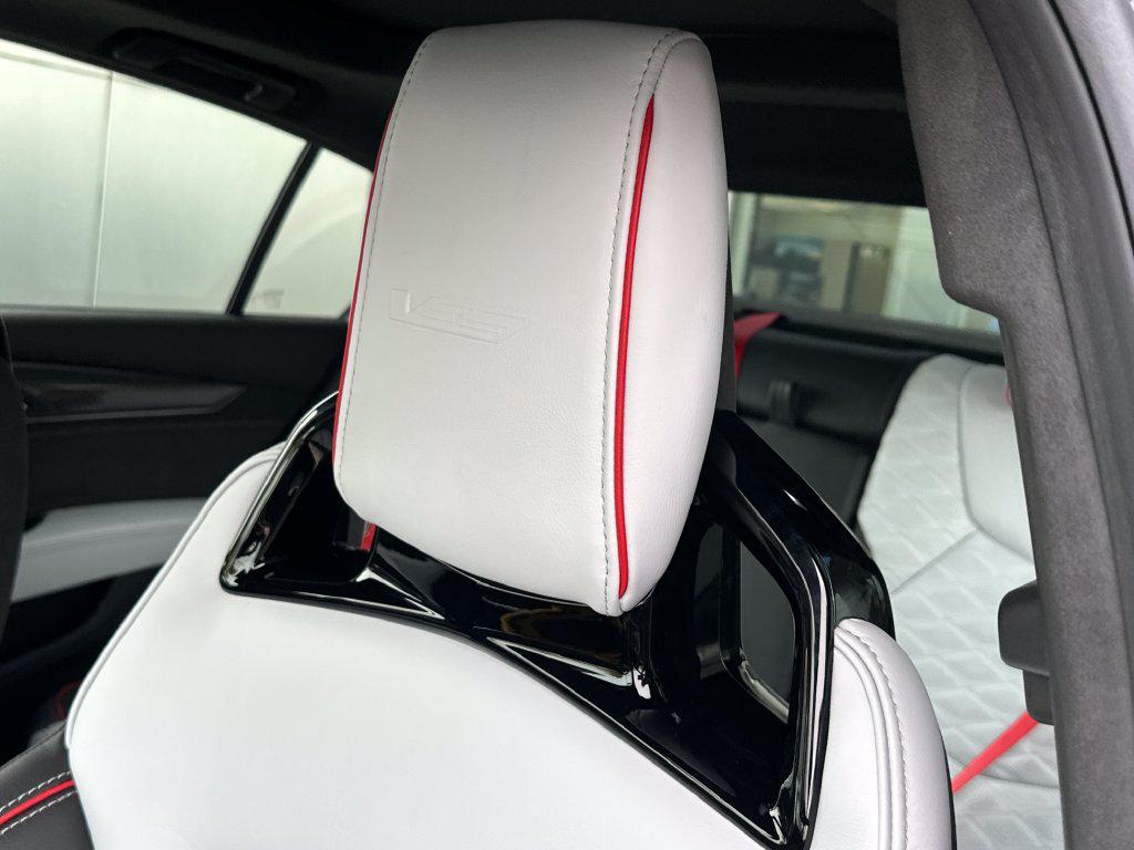 صورة مصغرة 14 لـ 2026 Cadillac CT5-V V-SERIES BLACKWING RWD