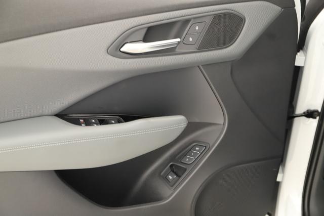 2026 AUDI Q3 S LINE — миниатюра 22