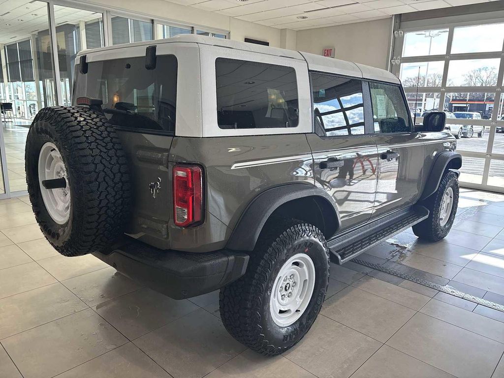 FORD BRONCO - 3