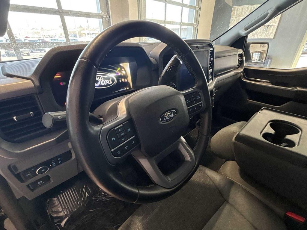 FORD F-150 XLT - 9