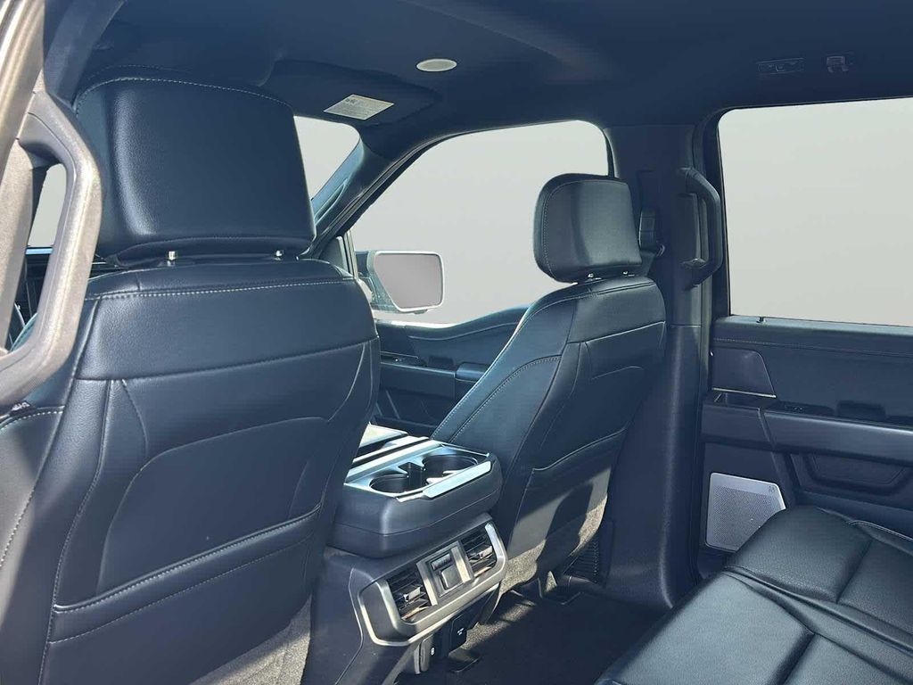 صورة مصغرة 27 لـ 2024 FORD F-150 LARIAT
