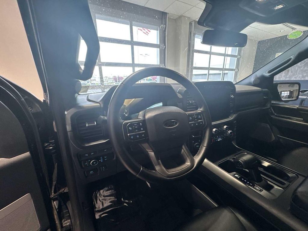 FORD F-150 XLT - 9