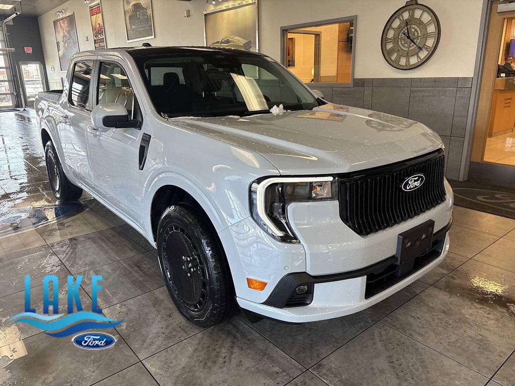 New 2026 Ford Maverick Lobo