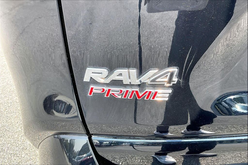 صورة مصغرة 31 لـ 2023 Toyota RAV4 PRIME SE