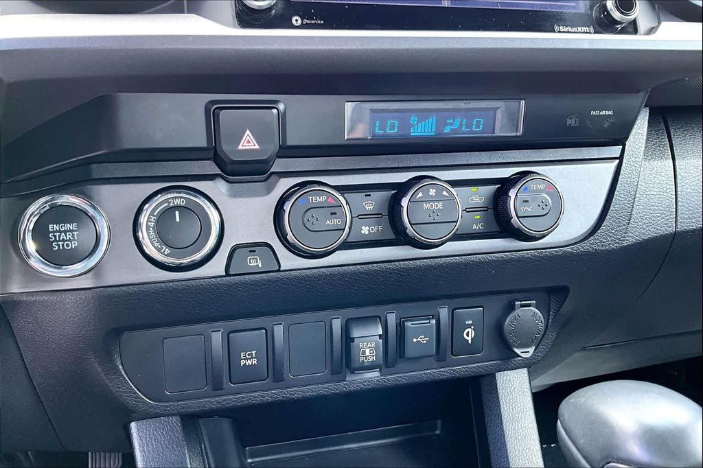 2021 Toyota TACOMA TRD OFF ROAD — миниатюра 34