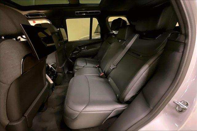 صورة 14 لـ 2026 LAND Rover RANGE ROVER P615 SV