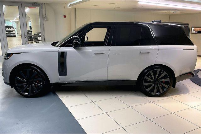 صورة 9 لـ 2026 LAND Rover RANGE ROVER P615 SV
