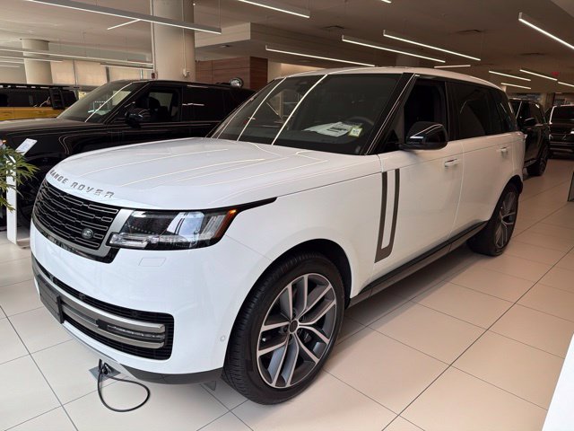 New 2026 Land Rover Range Rover SE