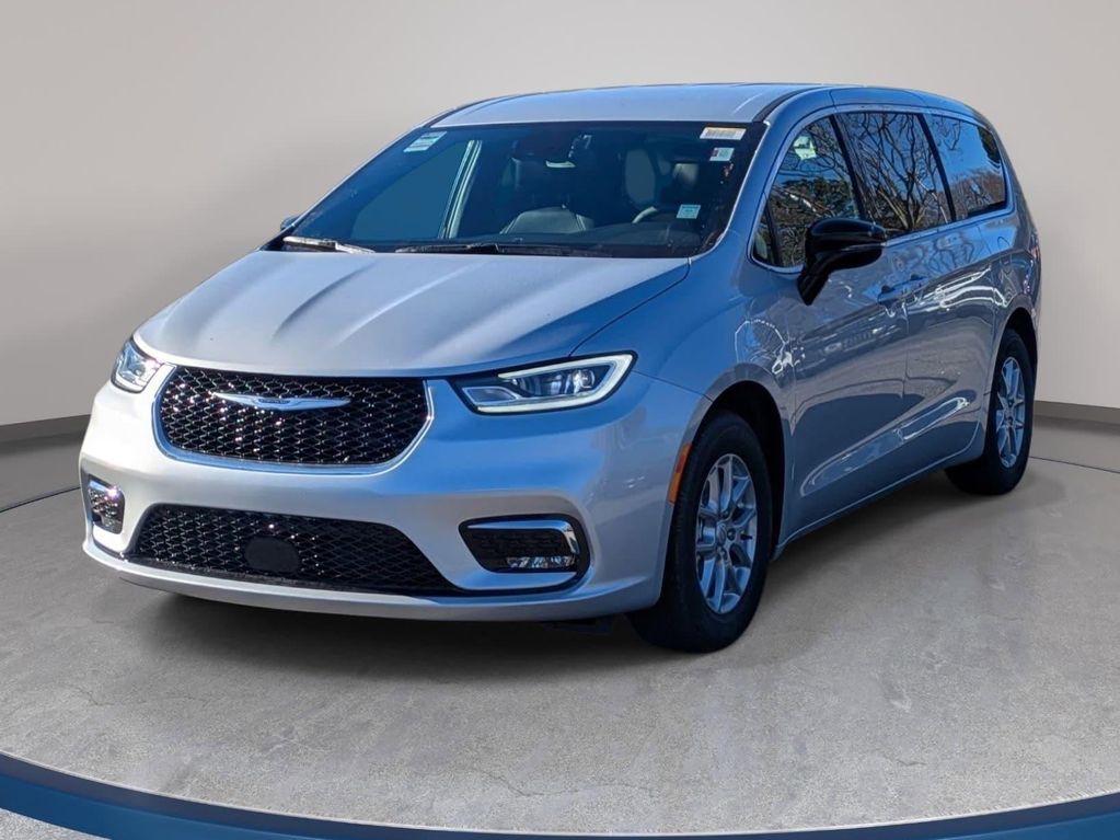New 2026 Chrysler Pacifica L