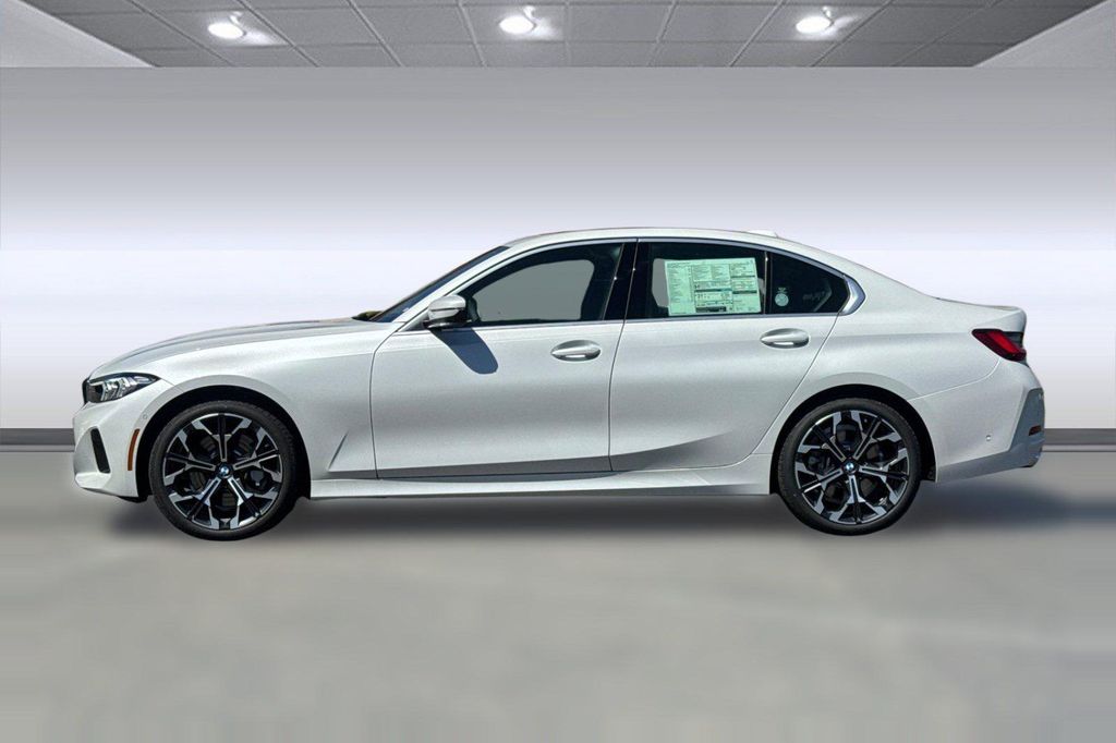 2026 BMW 330 NA — фото 2