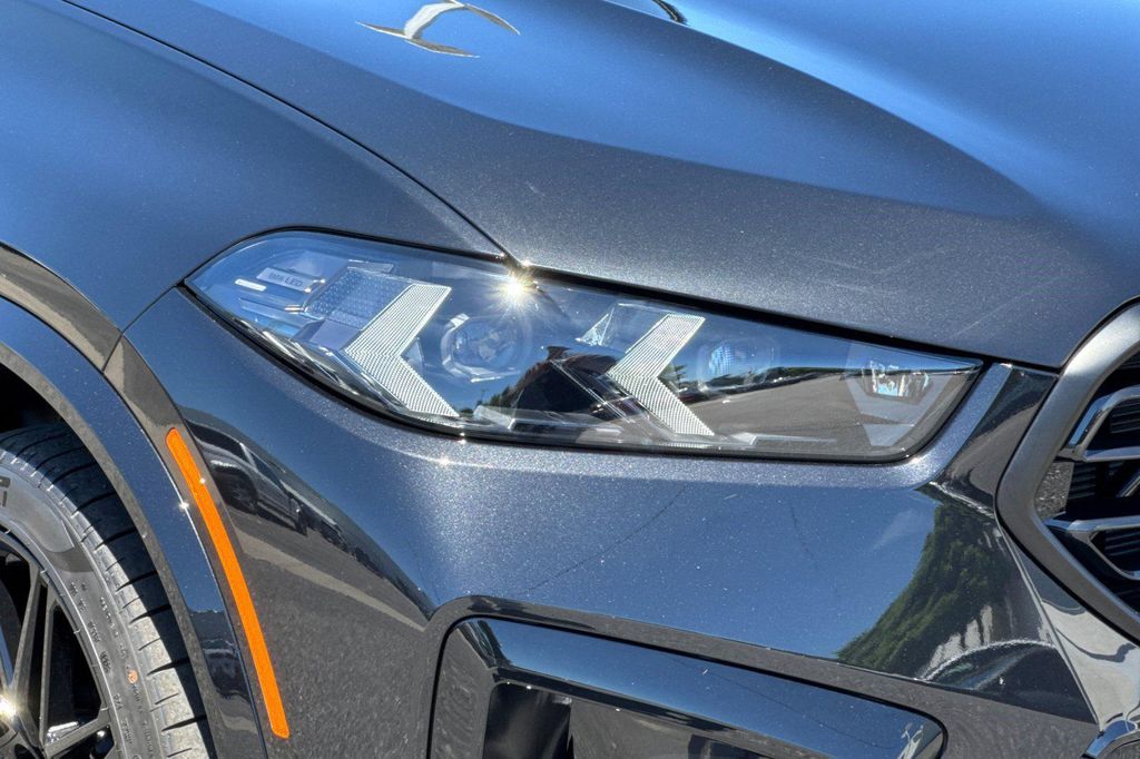 2026 BMW X5 M BASE 缩略图 12