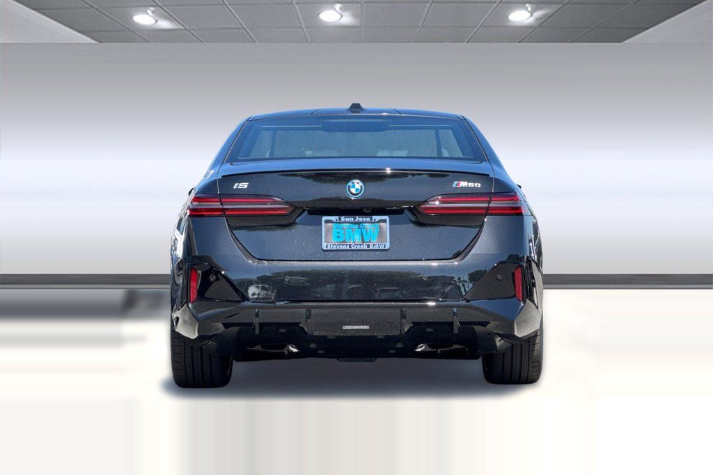 صورة 9 لـ 2026 BMW I5 M60