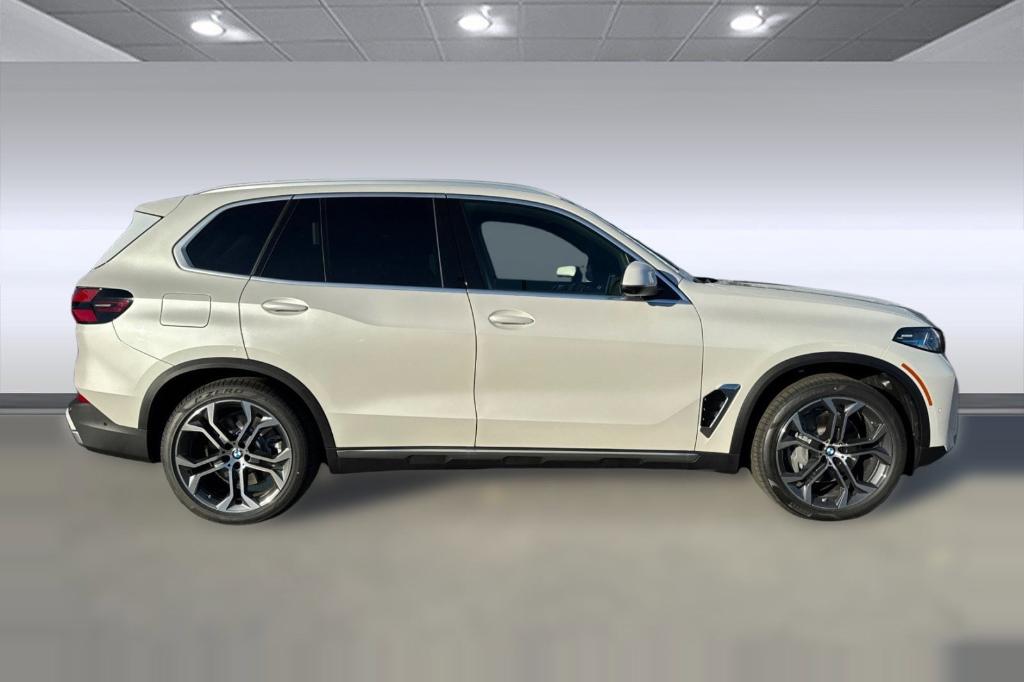 صورة 7 لـ 2026 BMW X5 PHEV XDRIVE50E