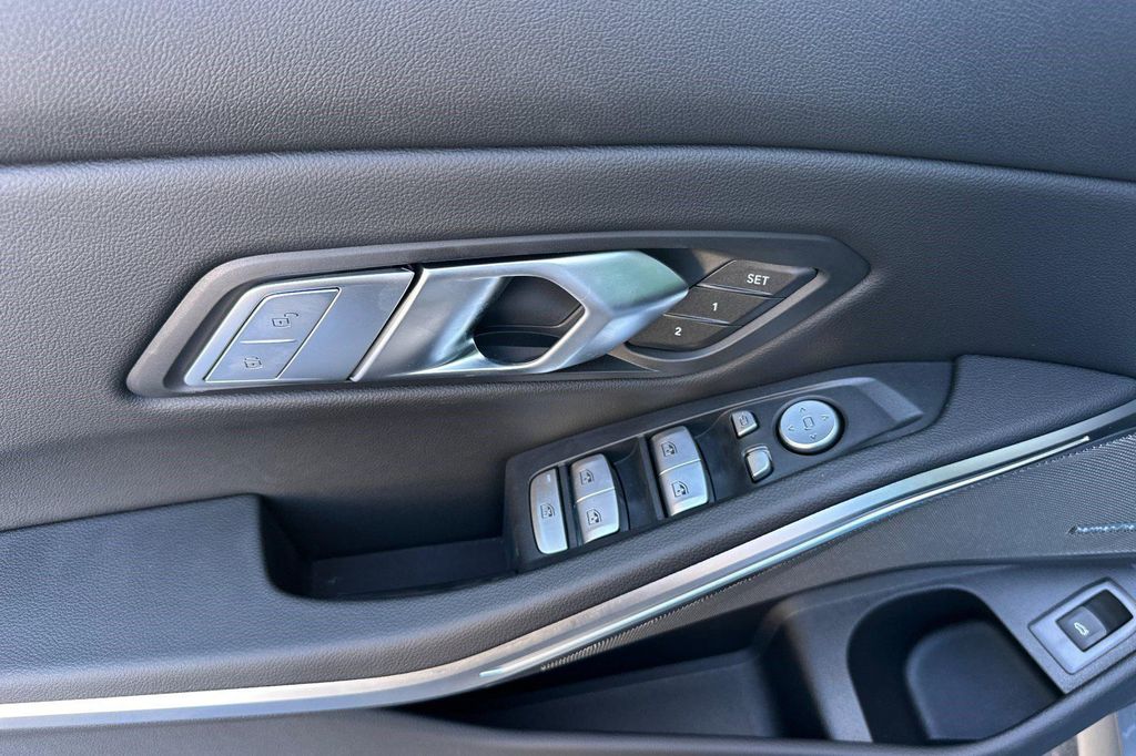 2026 BMW 330 NA — фото 14