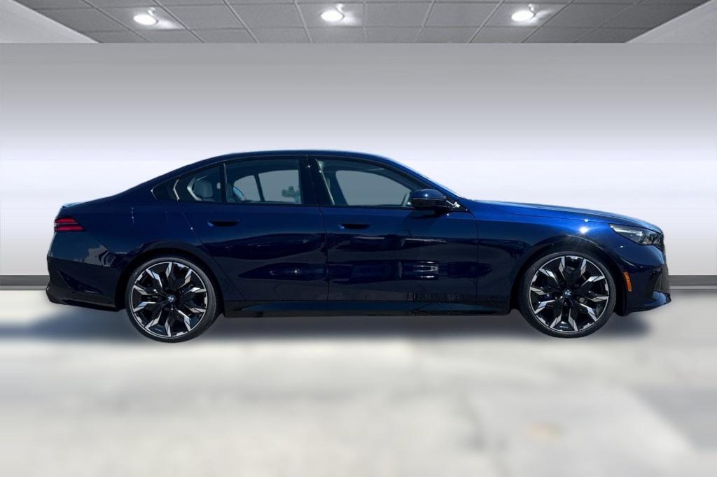2027 BMW 530 I 照片 7